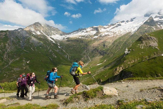1 day CARPATHIAN PEAKS & CHALETS hike - Key Points I’d Tell a Friend
