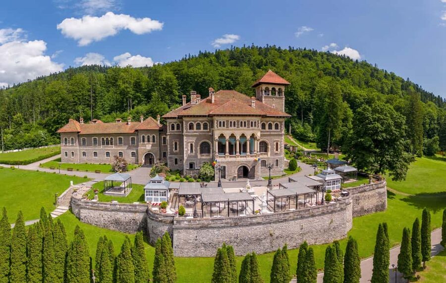 3 Castle Bucharest: Dracula Castle, Wednesday & Peles Castle - The bus ride back: how to end the day without burnout