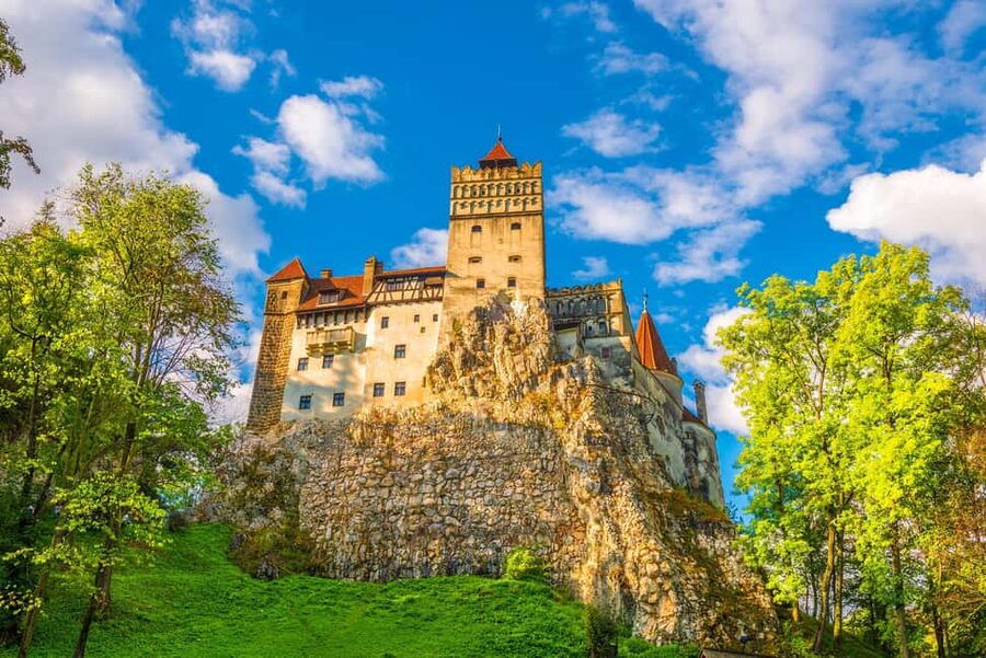 3 Castle Bucharest: Dracula Castle, Wednesday & Peles Castle - Is this tour worth $1.39 per person?