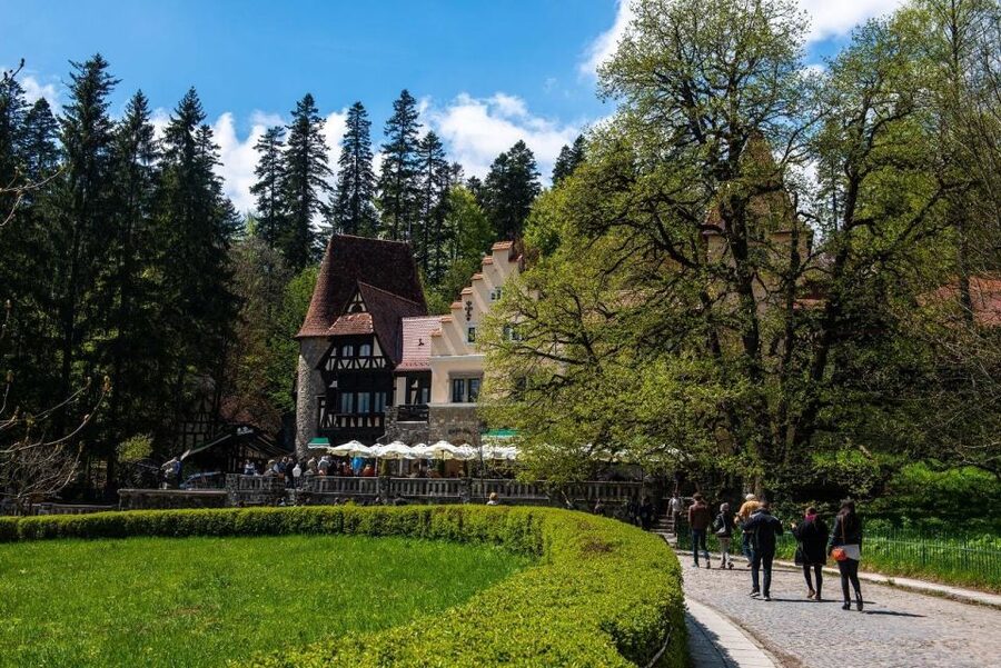 3-Day Medieval Transylvania Package Tour - Sinaia and Peleș Castle: royal architecture with a timeline of 1875 to 1914
