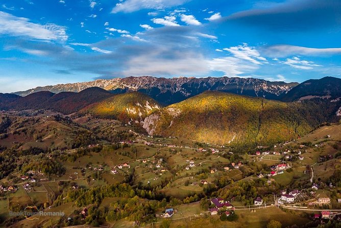 3-Day Tour from Bucharest: Transylvania Villages and Medieval Towns - Private transport, snacks, and an English guide: the real comfort value