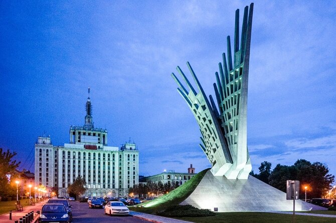 4h Bucharest Panoramic Tour by Car with stops - Who this Bucharest panoramic car tour is best for
