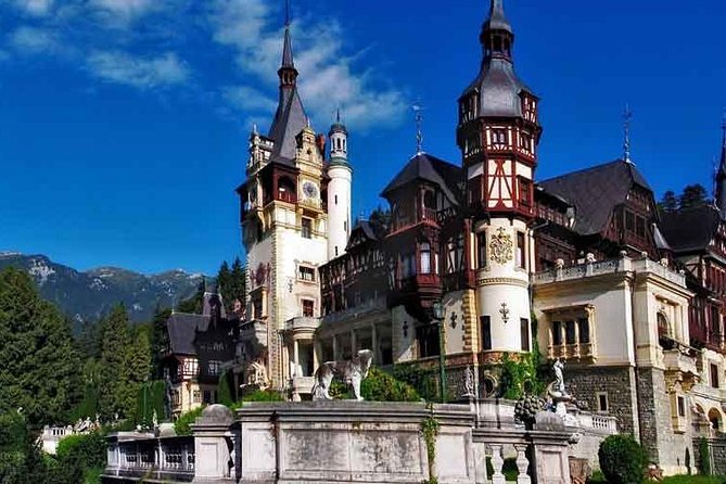 5-Day Private Dracula's Legends Tour from Bucharest - Day 4: Târgu Mureș Seccession Buildings, UNESCO Sighisoara Old Town, Then Brasov’s Gates and Council Square