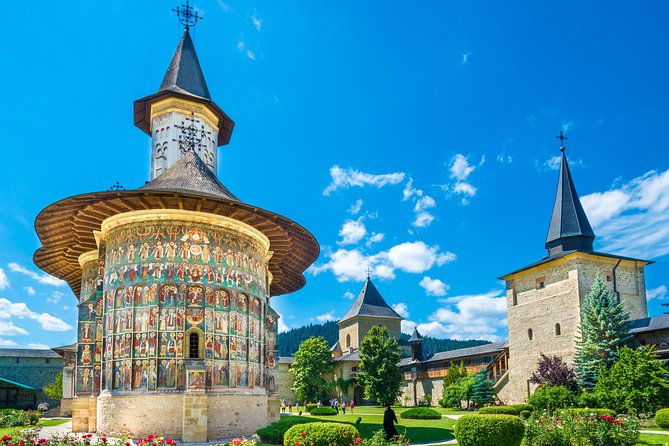 7-Days Grand Romania tour from Bucharest - Bicaz Gorges, Red Lake, and fairytale Brasov