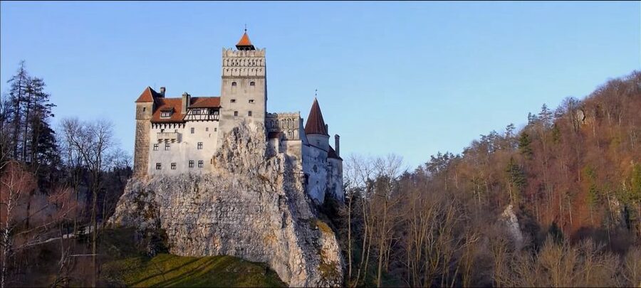 7h Dracula's Castle Private Tour from Bucharest - Fast Tour - Entering Bran Castle: Dracula’s legend in real stone