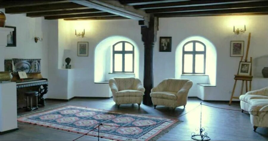 A day at the castles - Transylvania full day private tour - Bran Castle, its 650 year story and what you do with your time there