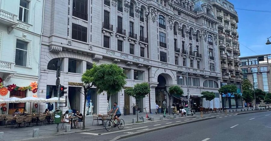 A Tale of Bucharest Calea Victoriei Walking Tour - Key Things That Make This Calea Victoriei Walk Worth Your Time