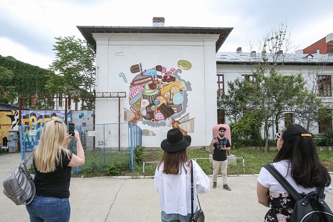 Alternative Bucharest Walking Tour - Memorialul Renasterii: five landmarks, one reinterpreted monument