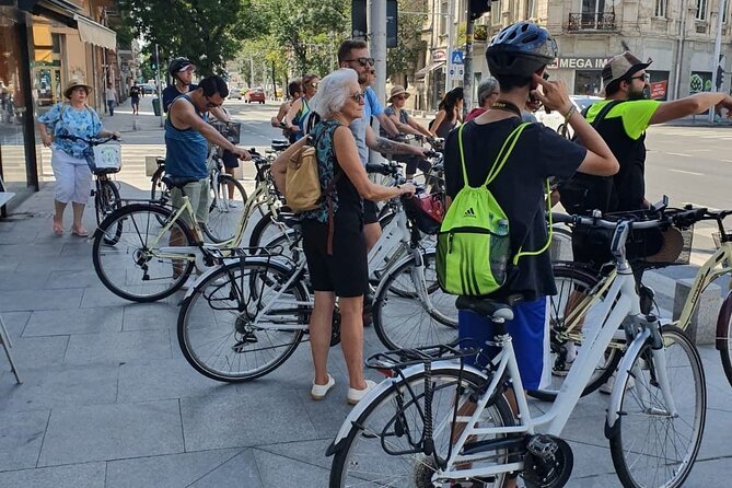 Bike Rentals - Choosing your bike: e-bike, city bike, or scooter