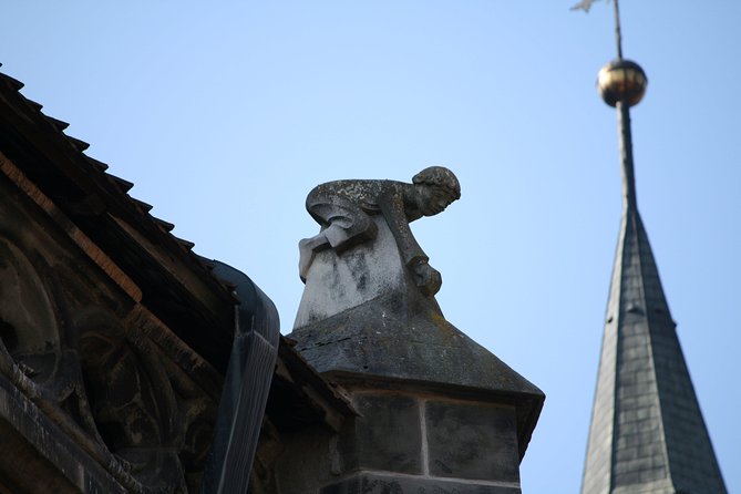 Brasov City Tour - Visit the CROWN City included Black Church entrance - Rope Street, Strada Sforii: the narrow lane you feel in your shoulders