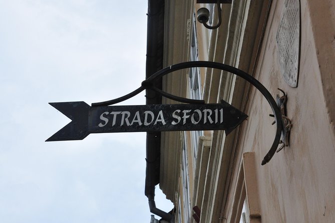 Brasov Old Town Small-Group Walking Tour - The Black Church: statues, art, and a 4,000-pipe organ