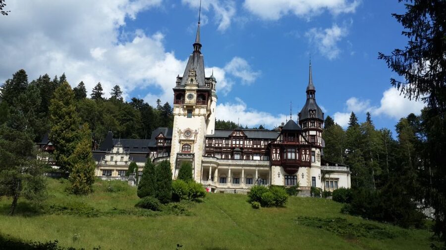 Brasov: Peles Castle, Bran Castle & Rasnov Fortress Day Tour - Sinaia Monastery: where the pace eases and the architecture speaks