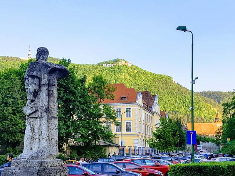 Brașov’s Secret Tastes & Stories - Back alleys, hidden fortifications, and courtyards with real character