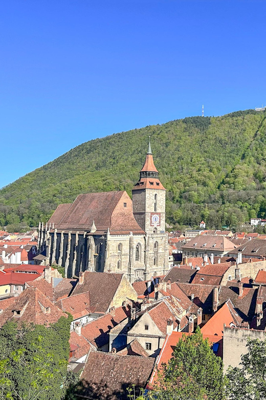 Brasov: Walking Tour of the Old Town & Photo Hotspots - Meeting at Starbucks, then getting your bearings in Brasov