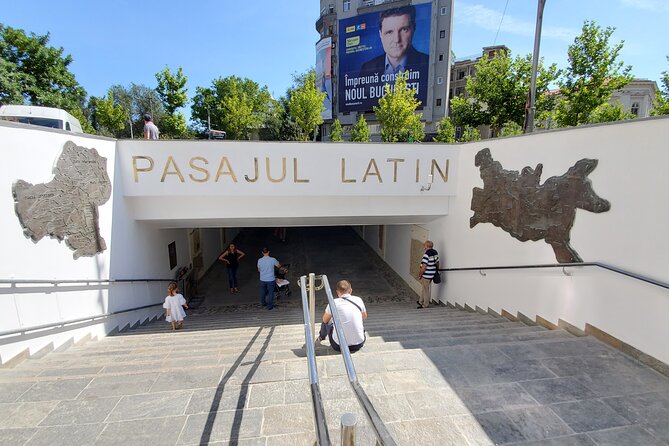 Bucarest Recorrido Peatonal Personalizado - Iglesia del Monasterio Stavropoleos: el final de una era cultural