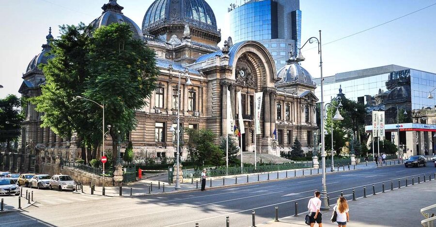 Bucharest: 2-Hour City Highlights Bike Tour - Riding Calea Victoriei: the boulevard where Bucharest flexes
