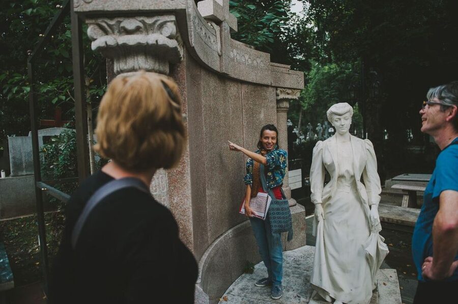 Bucharest: 3-Hour Dark History Tour with a Local - Entering the Ion Luca Caragiale area and getting oriented fast