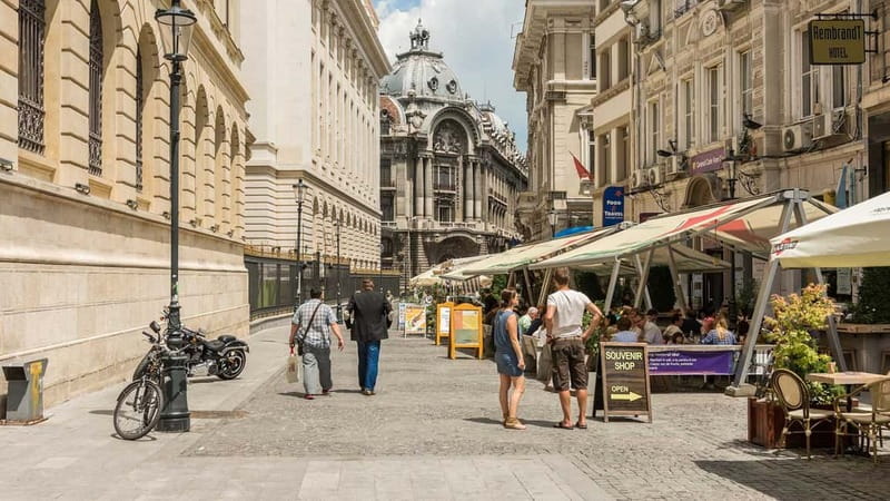 Bucharest: 4h Panoramic Private Tour by Car with Photo Stops - Old Town Guided Time: Churches, Color, and Photo-Friendly Corners