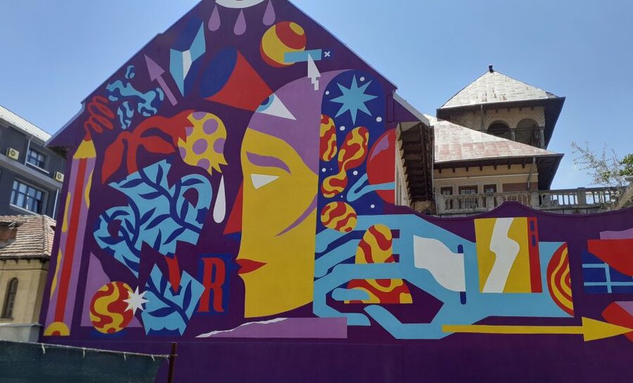 Bucharest Alternative Walking Tour - Piata Romana Meeting Point, Hot Snack, Then You Escape the Crowds