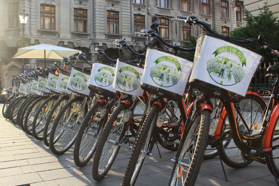 Bucharest Bike Rentals - Your Ride Options: Electric Bikes, Scooters, and a Reliable Road Bike