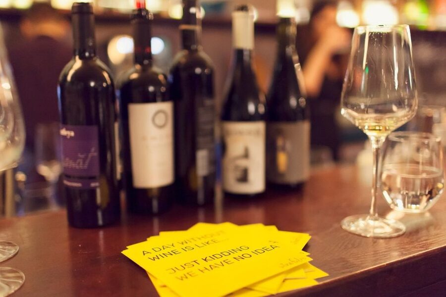 Bucharest City Tour and Wine Tasting - Wine Bar Session: A Sommelier-Selected Set of Romanian Wines and Cheese