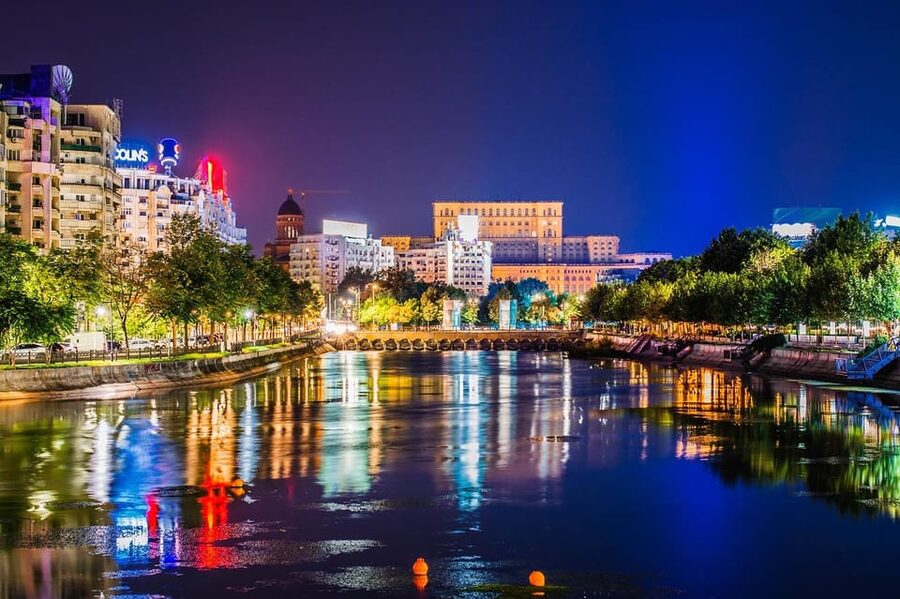 Bucharest city tour by car - Key highlights worth your attention