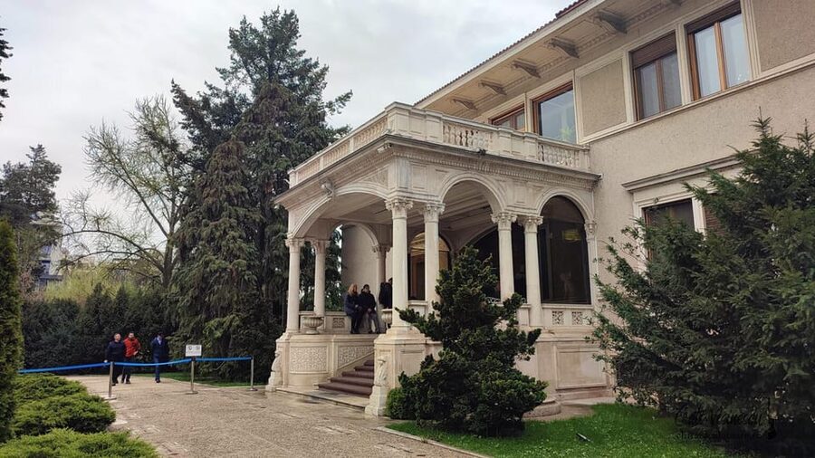 Bucharest city tour by car - Pickup, comfort, and the guide you will actually remember