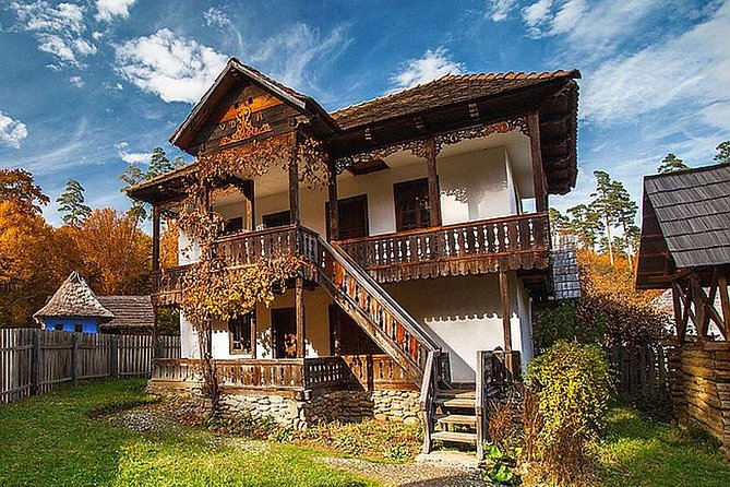Bucharest City Tour: Private Guided Experience - Should you book this private guided Bucharest tour?
