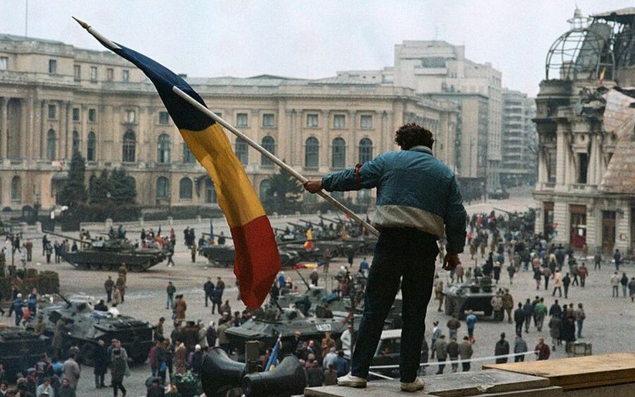 Bucharest Communism: From Lenin to Ceausescu - Starting at Bulevardul Unirii 5, the Socialist Victory corridor