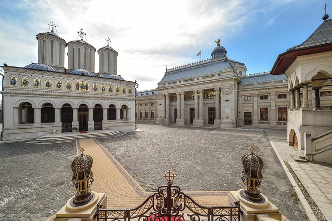 Bucharest: Communist Bike Tour - Coral Temple and the early 1920s story you might miss