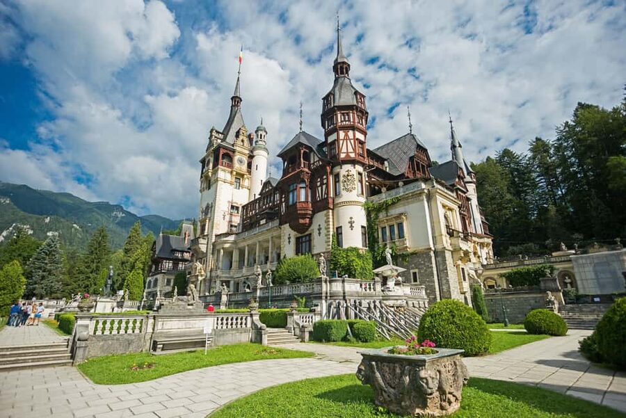 Bucharest : Day Trip 3 Castles Dracula’s, Peles, Cantacuzino - The Big Idea: Three castles, one packed 12-hour loop