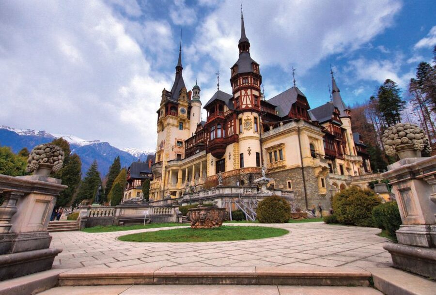 Bucharest: Dracula's Castle, Peles Castle, & Brasov Old Town - Brasov old town: fortress walls, towers, and stop-and-stare streets