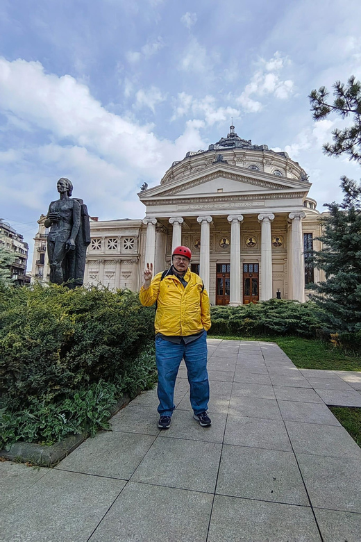 Bucharest electric city tour by Smart Balance #green - Palace of the Parliament: the stop everyone plans around