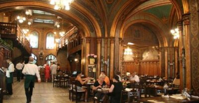 Bucharest Evening Tour and Traditional Dinner