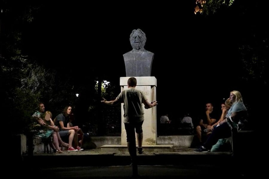 Bucharest: Ghost Stories & Romanian Mythology Walking Tour - The Dracula thread: myth, legacy, and how it stuck
