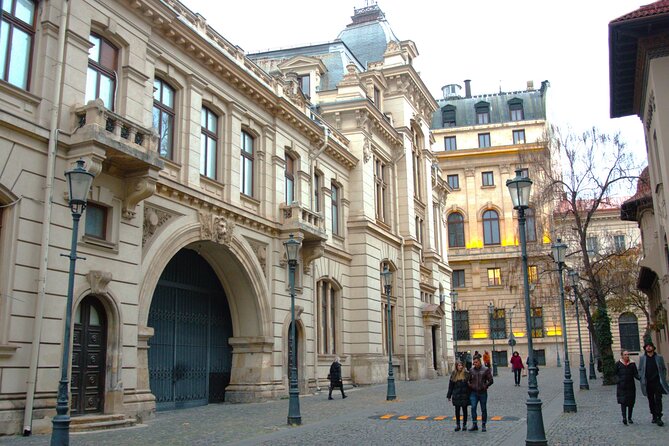 Bucharest in a nutshell - half day private walking tour - Cărturești Carusel, Small Stop, Big City Mood