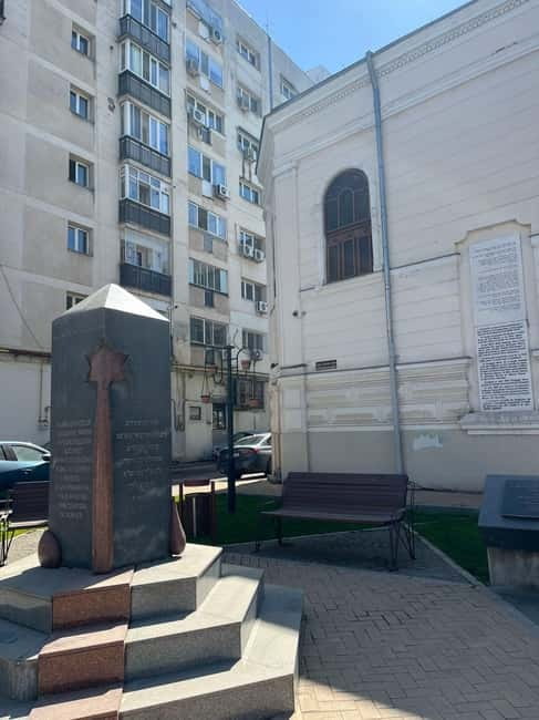 Bucharest: Jewish Heritage Private Walking Tour (group of 8) - The Street-Level Story: Jewish Architects and Communist-Era Change