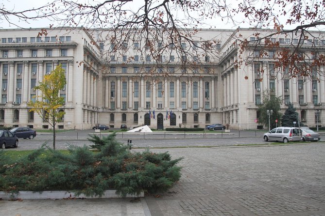 Bucharest Layover Tour (4 - Hour Private City Tour Between Flights) - The big Bucharest drive, boulevards, and the landmarks you peek at