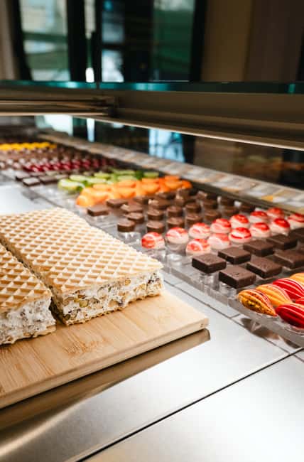 Bucharest: Local Food and History Tour - Why This Bucharest Food-and-History Tour Feels More Real Than a Standard Walk