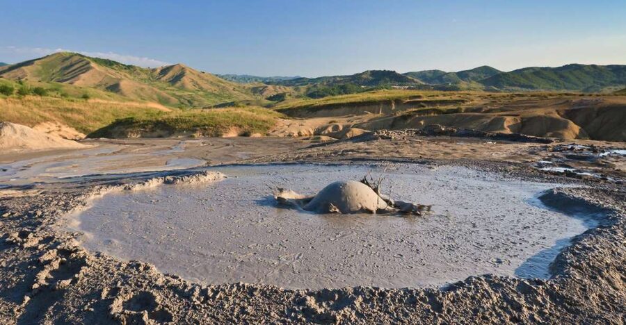 Bucharest: Muddy Volcanoes and Salt Mine Private Day Tour - What you actually do, stop by stop