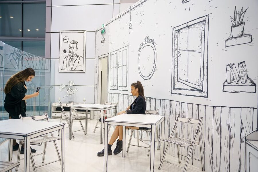 Bucharest: Museum of Senses Entry Ticket - Photo-friendly, with Wi-Fi and lockers that keep your hands free