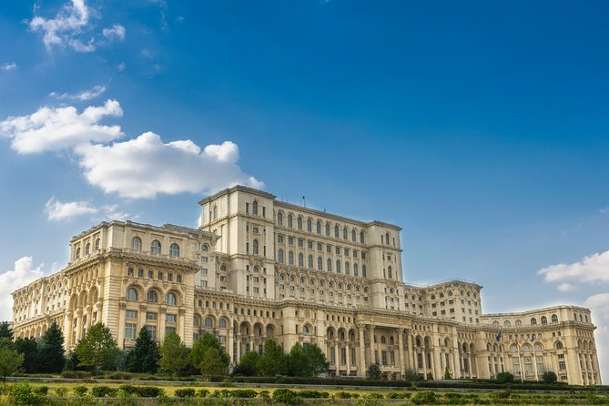 Bucharest Must See Walking Tour - Calea Victoriei: the main historical street in plain walking terms