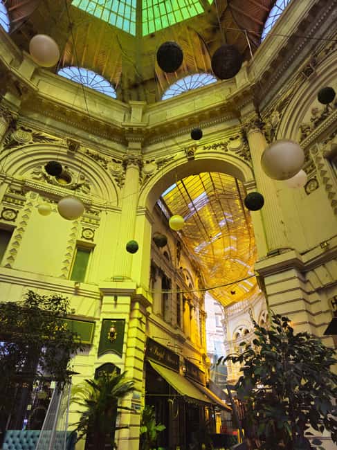Bucharest Photo Walk - Instagram&Cinematic Spots in 3 hours - Carturesti Carusel and two extra stops: the places your photos will remember
