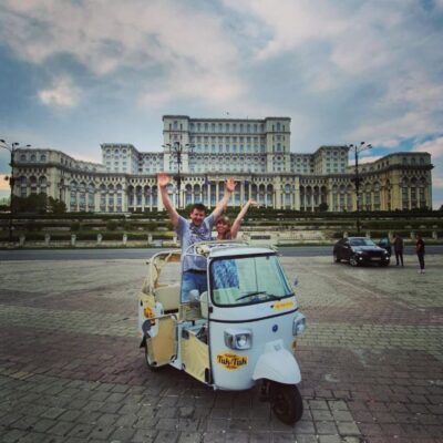 Romantic Tuk Tuk Tour with miniBAR