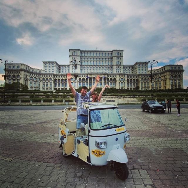 Bucharest: Romantic Tuk Tuk Tour with miniBAR - miniBAR comfort on board: prosecco, snacks, and small extras