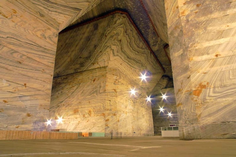 Bucharest: Salt Mine Day Trip to Slănic - Inside the Mine: The Salt Architecture and Romanian History Carvings