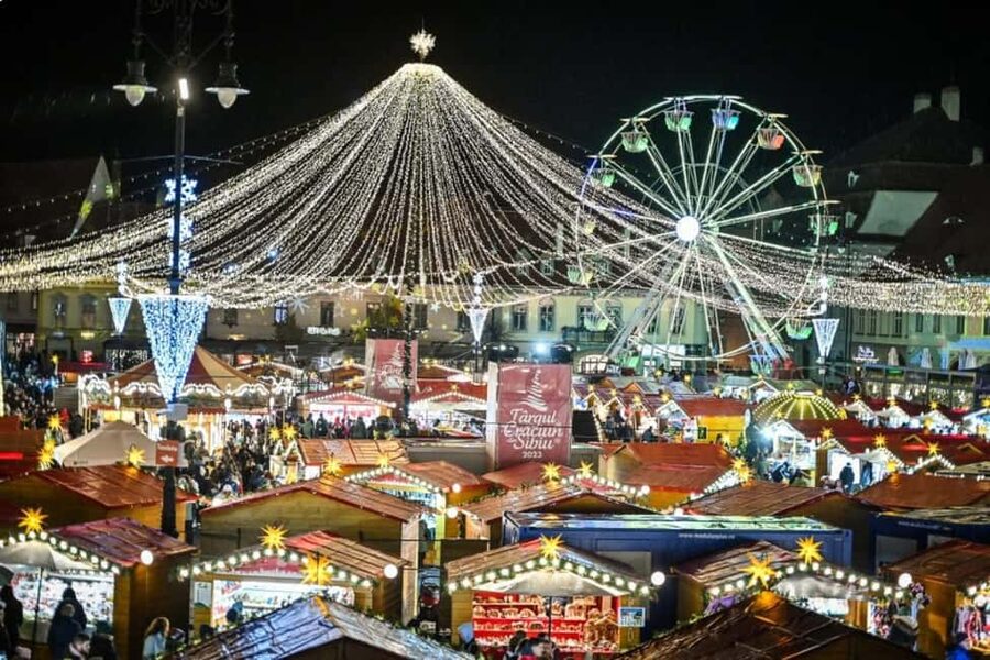 Bucharest: Sibiu Christmas Market Day Trip with Transfers - Live Carols and Folk Music: The Soundtrack Makes the Market