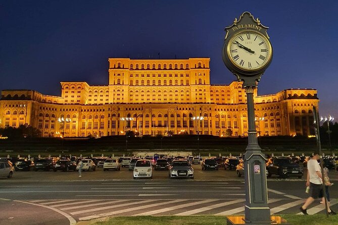 Bucharest Sightseeing - Half-Day Private Tour - A Copy of the French Arch and the Photo Stop Strategy