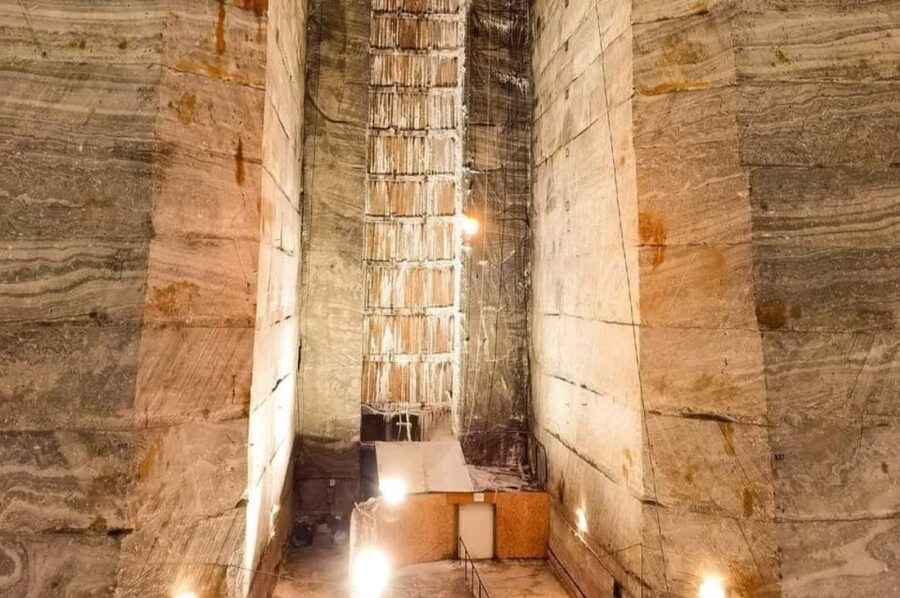 Bucharest: Slanic Salt Mine & Carpathian Mountains Day Tour - The guide matters: Vlad and Vladimir get real praise
