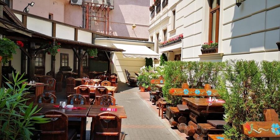 Bucharest: Street Food Tour with a Local Guide - Key Things That Make This Street Food Tour Worth Your Time
